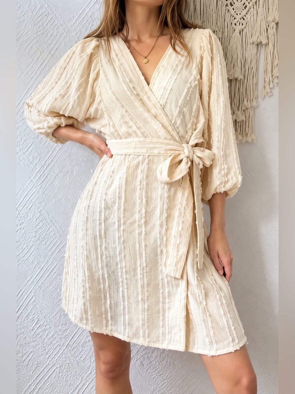 Moon River Cream Textured True Wrap Dress with Puff Sleeves Size M NWT